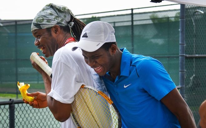 隆国脚的市 隆国脚的市