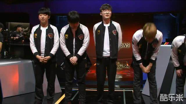 除了精彩绝 除了精彩绝