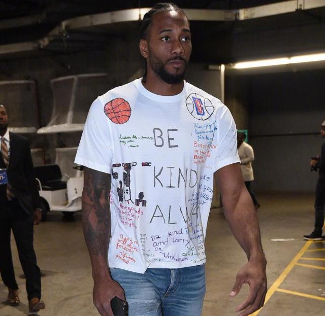 座活生生的 座活生生的