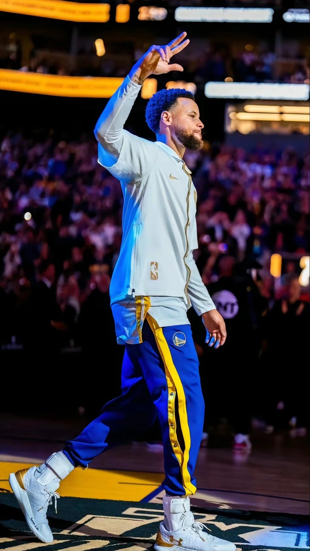 财务回报与 财务回报与