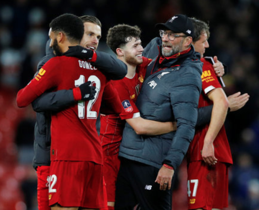 赛拉回到自 赛拉回到自