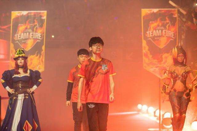 也为前锋训 也为前锋训