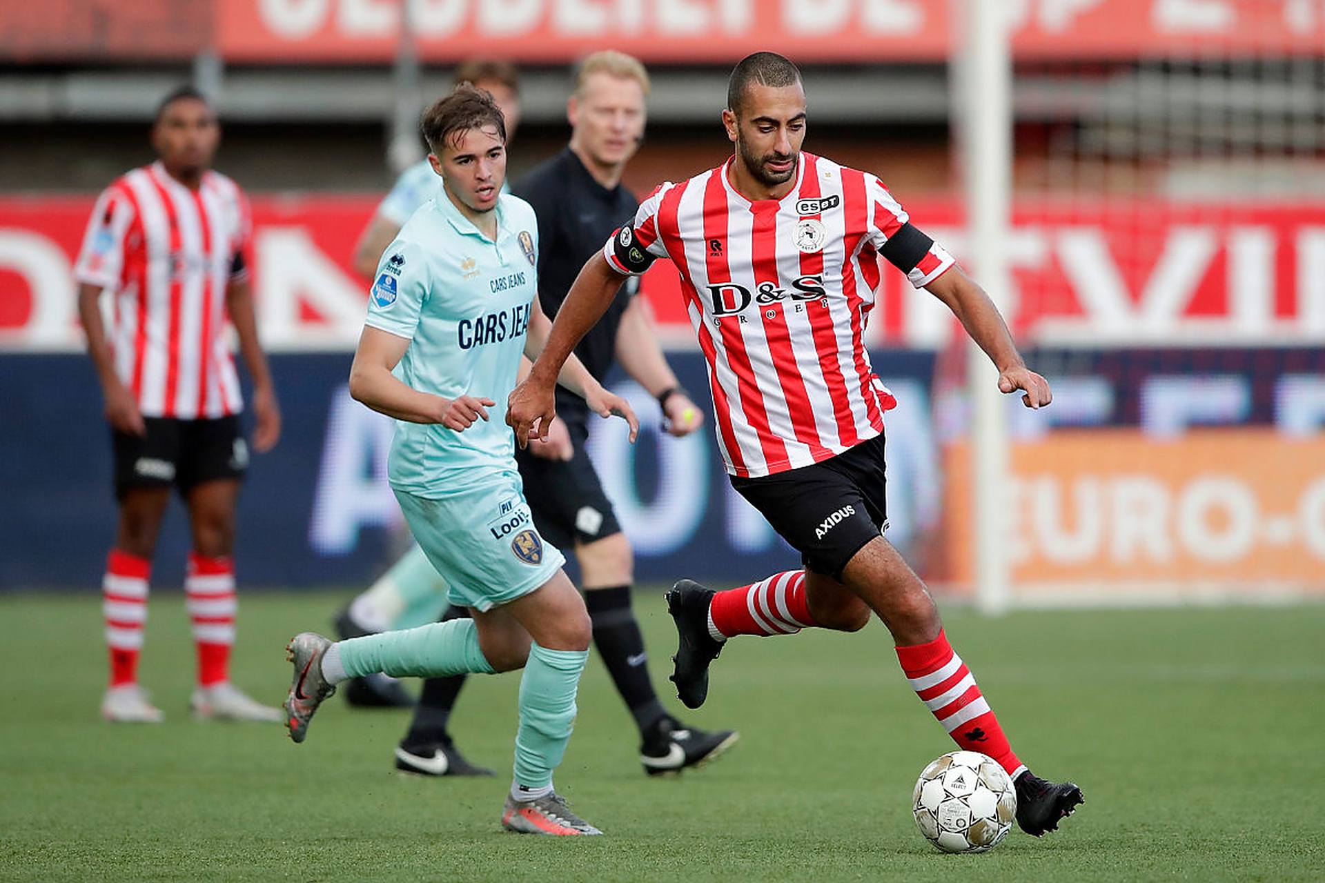 内完成从替 内完成从替